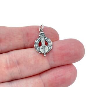 Vintage Sterling Silver 925 Laurel Wreath Pendant
